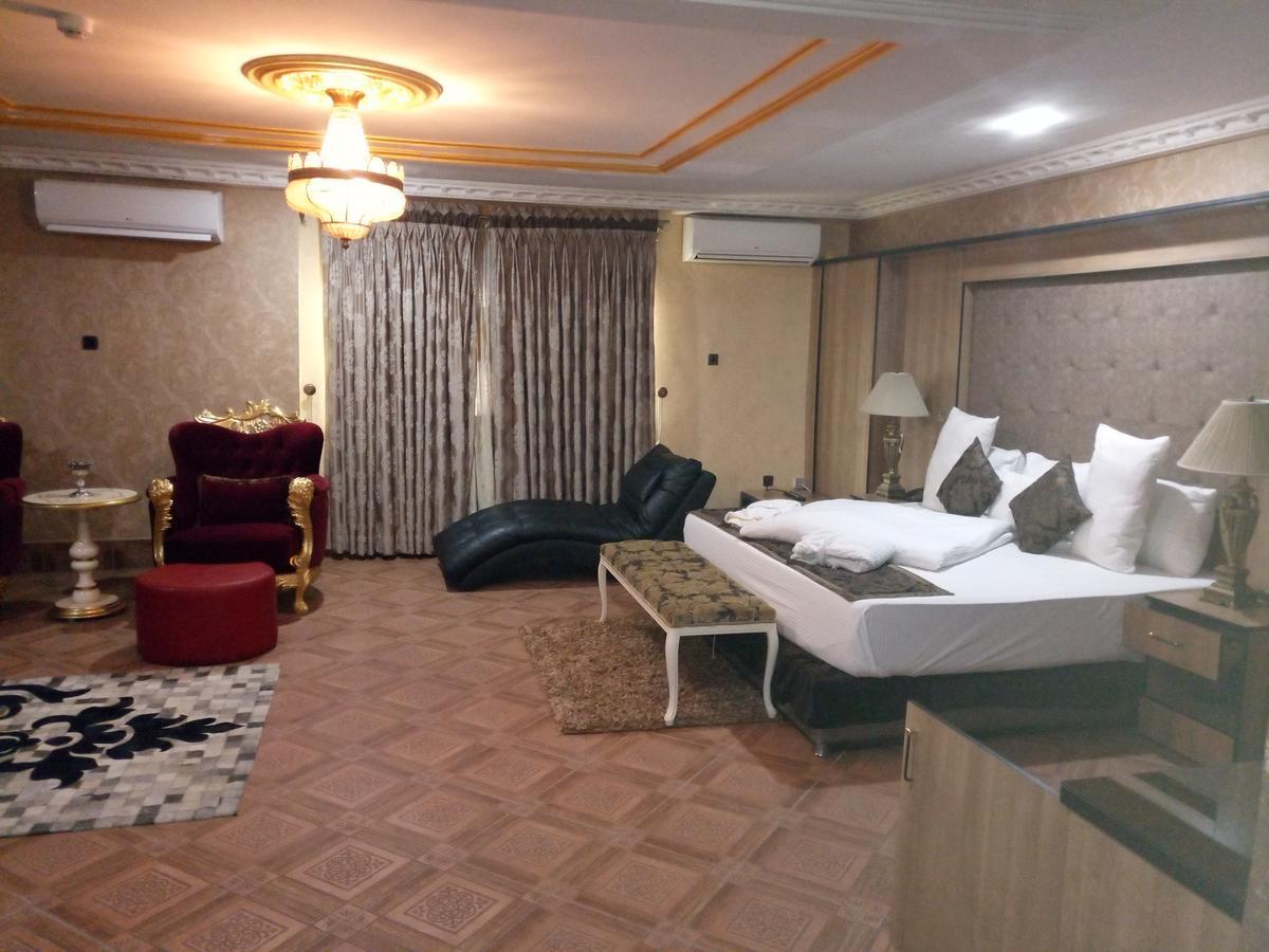 Eterno Hotel Benin City Kültér fotó